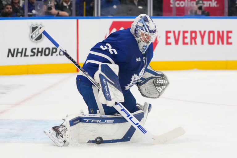 Maple Leafs’ Ilya Samsonov ‘going to be fine’ after exiting game vs. Oilers with injury
