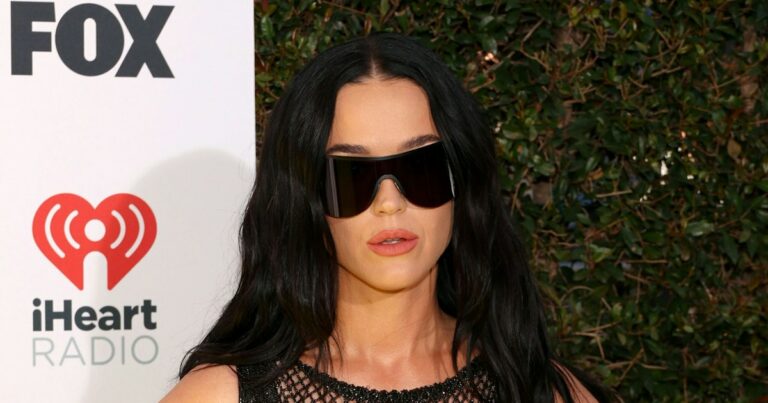 Katy Perry Makes A Bikini Red Carpet Appropriate With a Coquettish Cover-up