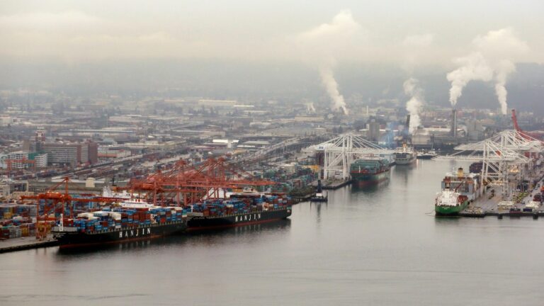 Monsanto agrees to $160 million settlement with Seattle over pollution in the Duwamish River