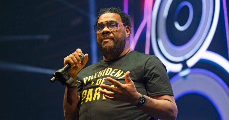 Rapper Fatman Scoop Dead at 53 After Collapsing in the Middle of Concert