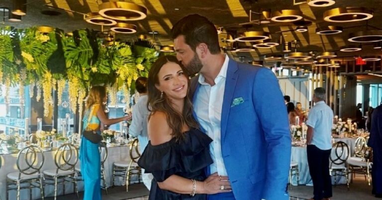 ‘The Bachelorette’ Star Andi Dorfman Reveals Baby No. 1’s Sex