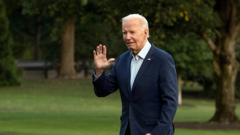 Biden to sign order to prioritize grants for projects with higher worker wages