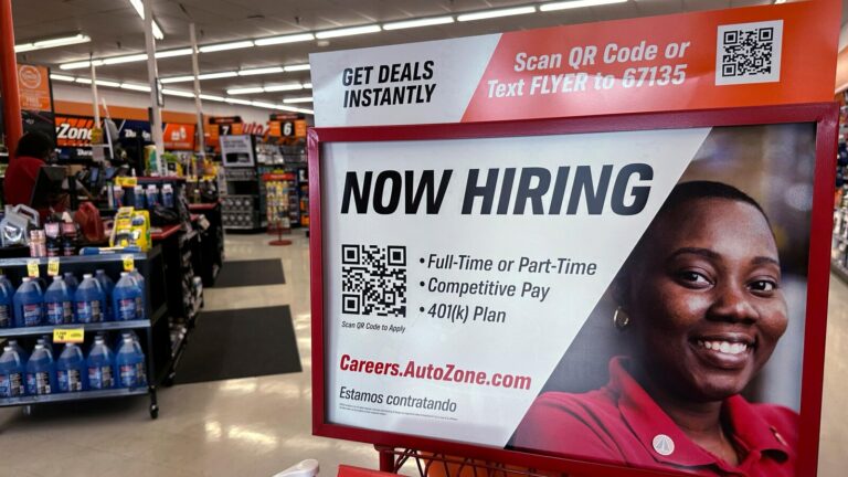 Weekly applications for US jobless benefits fall to the lowest level in 4 months