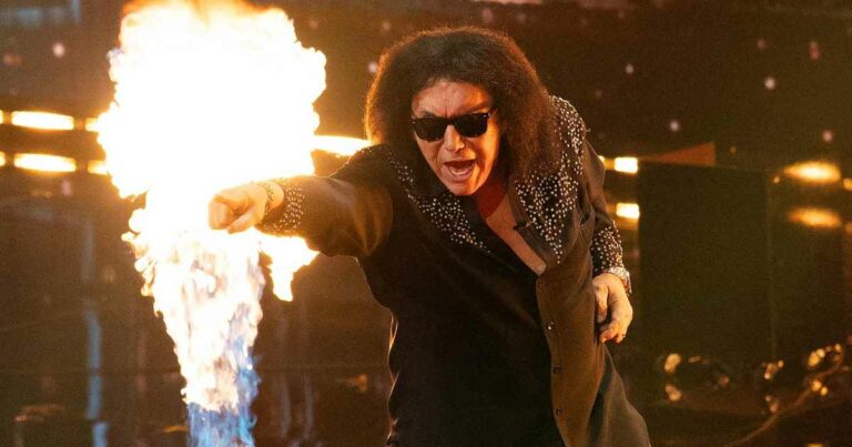 Gene Simmons Gives Some Seriously Harsh Scores on ‘DWTS’