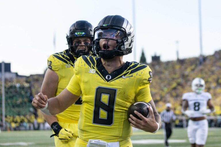 College football best bets Week 7: Backing Oregon to cover vs. Ohio State and five other spread bets