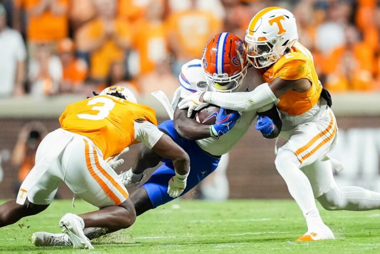 Tennessee staves off Florida on Dylan Sampson's 3-TD rally: Is it time to worry about Nico Iamaleava?