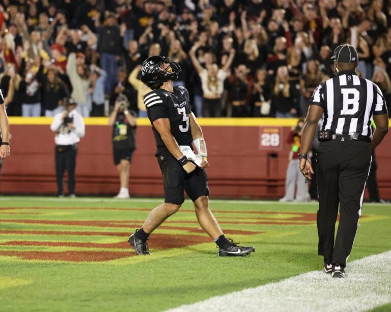 No. 9 Iowa State completes 14-point comeback to outlast UCF, remain undefeated