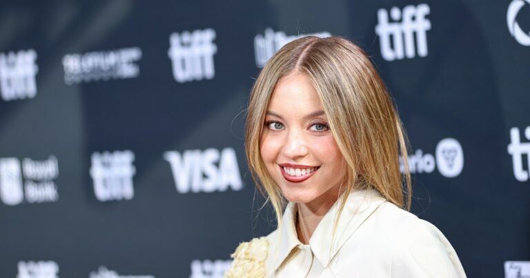 'The Housemaid' Starring Sydney Sweeney & Amanda Seyfried: Trailer, Cast, Plot