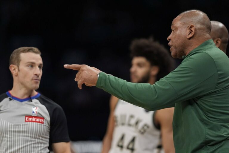 Doc Rivers rips officials after Bucks lose to Hornets on controversial call: 'Clearly not a foul'