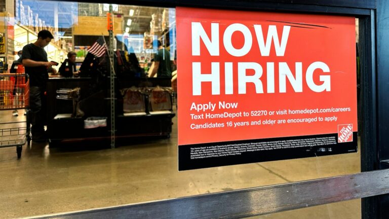 Slightly more Americans apply for unemployment last week; layoffs remain low