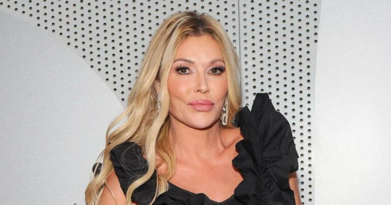 Brandi Glanville Says She Spent $70K to Cure Face Parasites