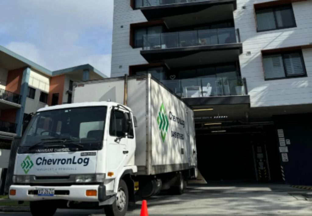 ChevronLog Removals: Your Trusted Partner for Stress-Free Moving on the Gold Coast 9 ChevronLog Removals: Your Trusted Partner for Stress-Free Moving on the Gold Coast