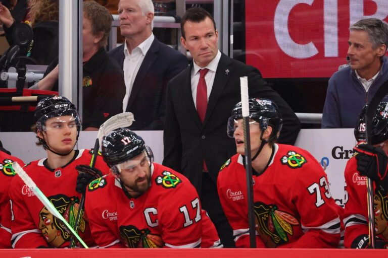 Eight takeaways after Blackhawks GM Kyle Davidson explains Luke Richardson firing