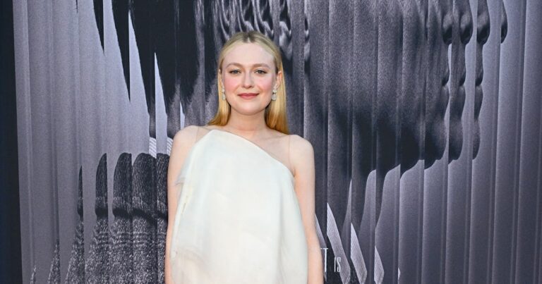 Dakota Fanning’s Best Red Carpet Fashion: From Young Starlet to Fashion Darling