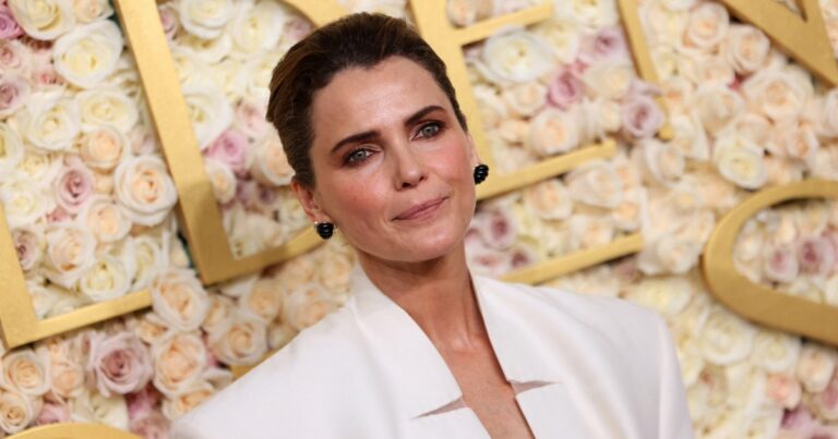 Keri Russell Wore This Celeb-Loved Foundation at the Golden Globes