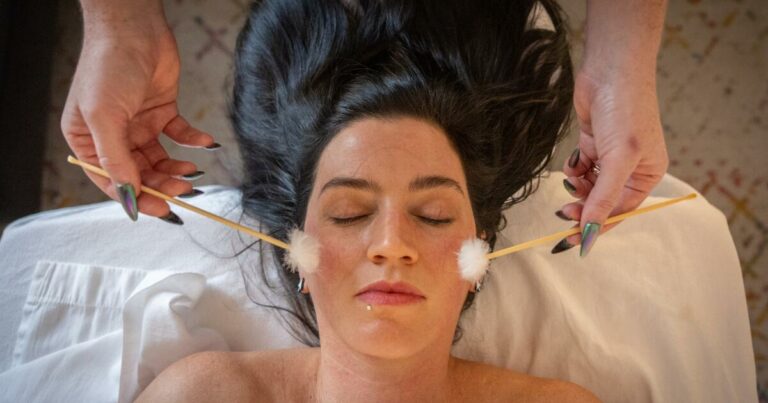 Get your back scratched and hair brushed at this cozy ASMR massage studio in L.A.